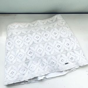Hollister white lace mini skirt lined medium